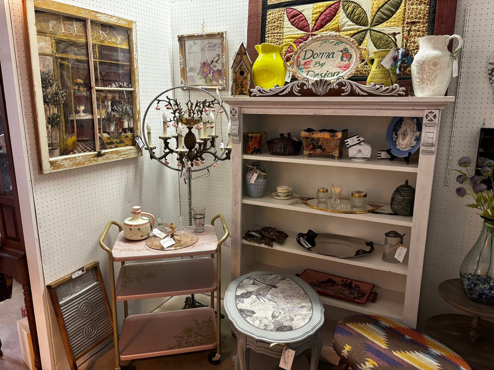 A look across the Globe Antique Mall showroom