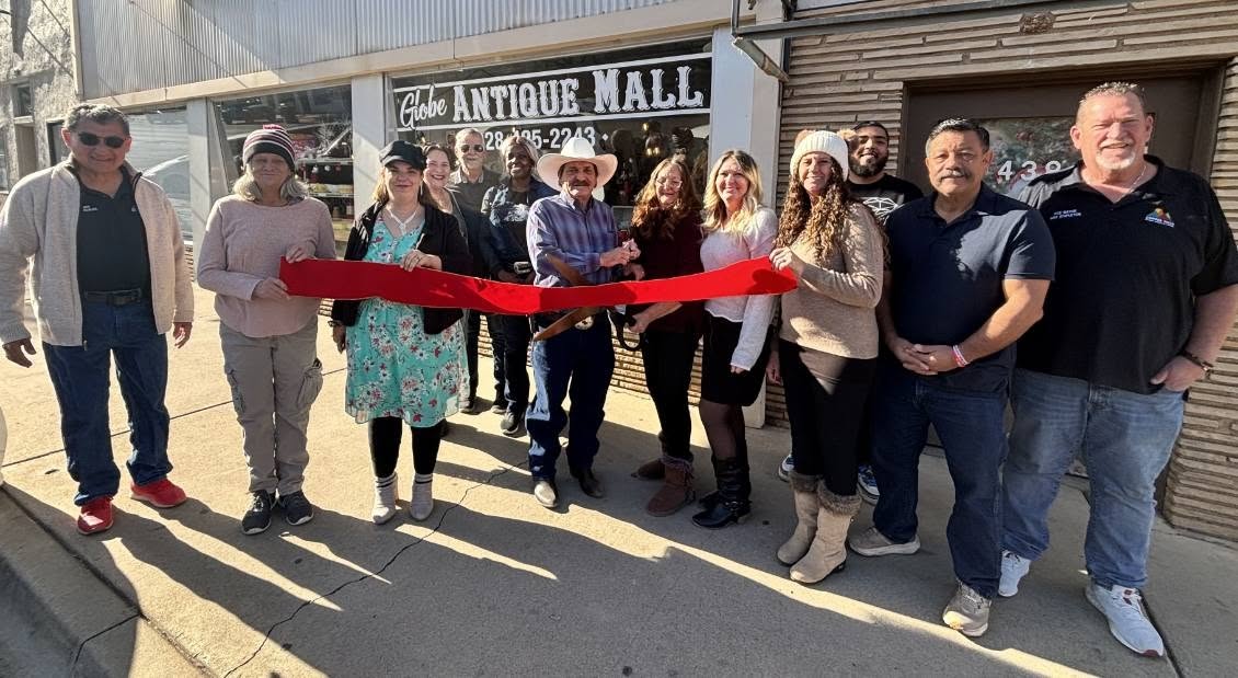 The ribbon-cutting celebration at Globe Antique Mall